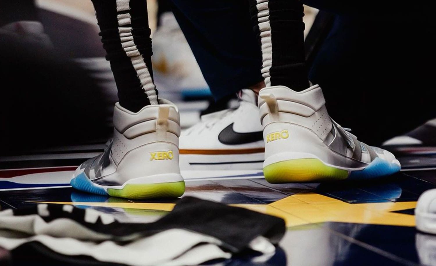 A pair of Xero Shoes basketball shoes.